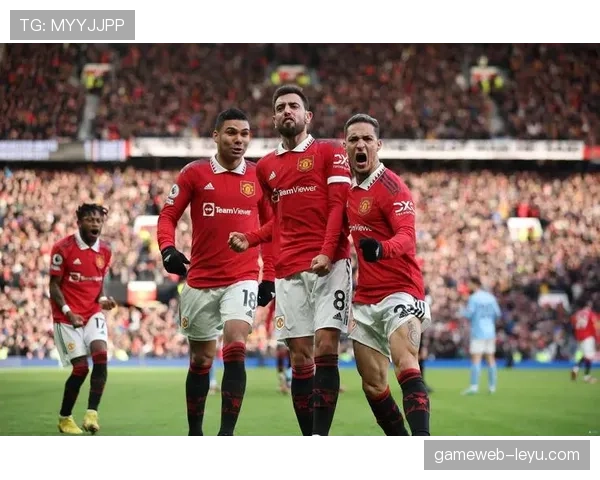 英超射手火力全开，争冠格局再起波澜