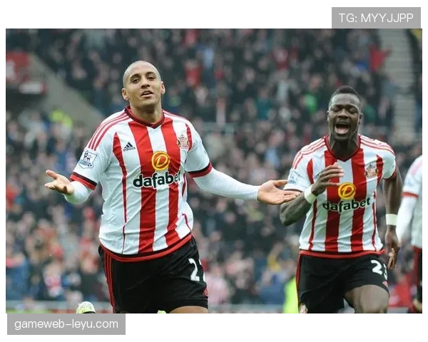 桑德兰球迷重返球场，激情点燃新赛季期待